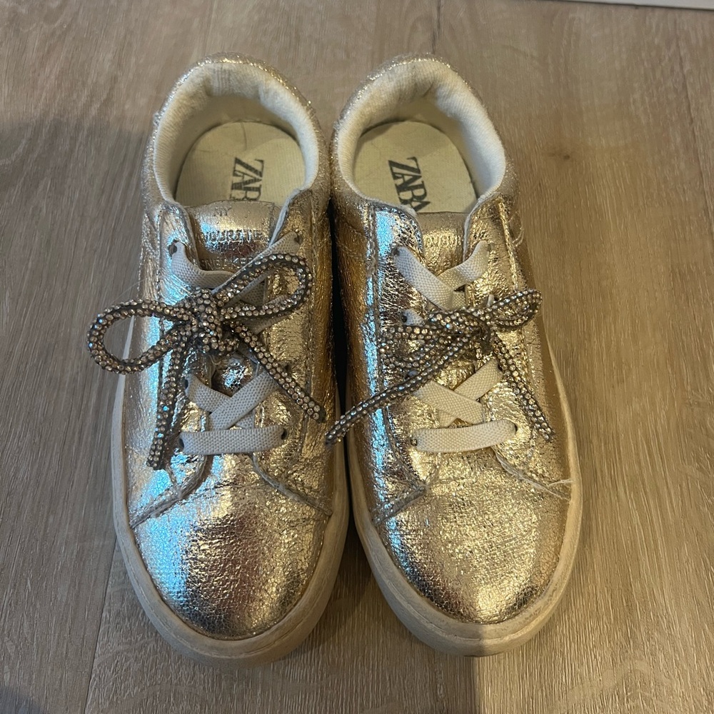 Zara Gold Metallic girls Sneakers size 30 (US 12)